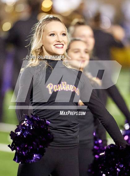 Thumbnail 1 in Boerne-Champion vs. Liberty Hill (UIL 5A/D2 Area 4 Playoff) photogallery.