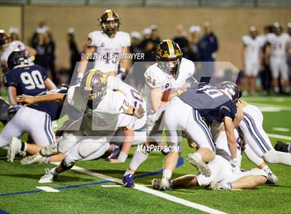 Thumbnail 2 in Boerne-Champion vs. Liberty Hill (UIL 5A/D2 Area 4 Playoff) photogallery.