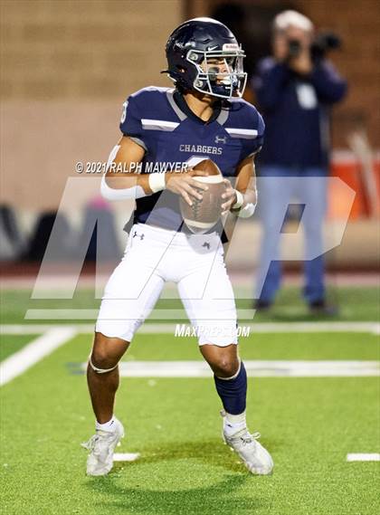 Thumbnail 2 in Boerne-Champion vs. Liberty Hill (UIL 5A/D2 Area 4 Playoff) photogallery.