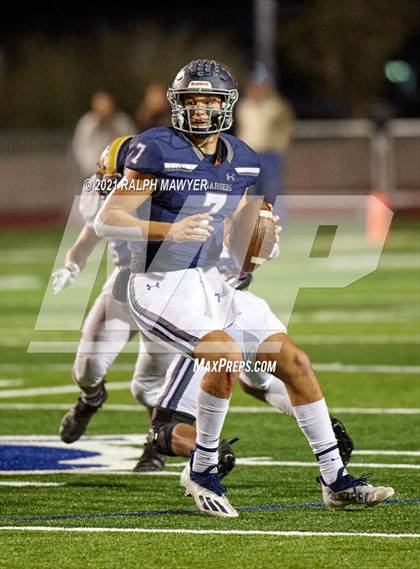 Thumbnail 1 in Boerne-Champion vs. Liberty Hill (UIL 5A/D2 Area 4 Playoff) photogallery.