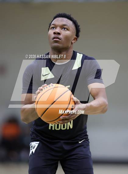 Thumbnail 2 in Calhoun vs. Cartersville photogallery.