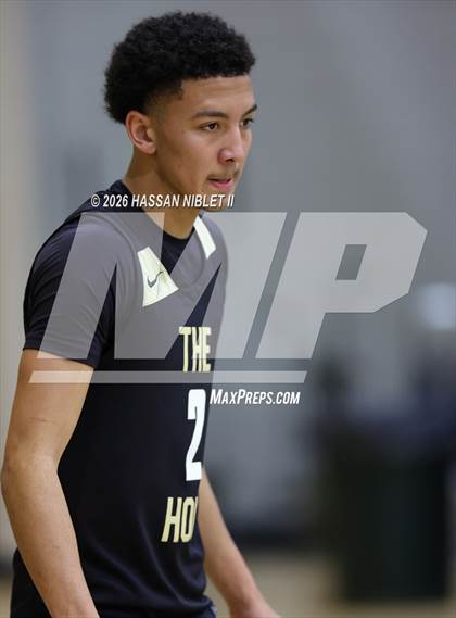Thumbnail 2 in Calhoun vs. Cartersville photogallery.