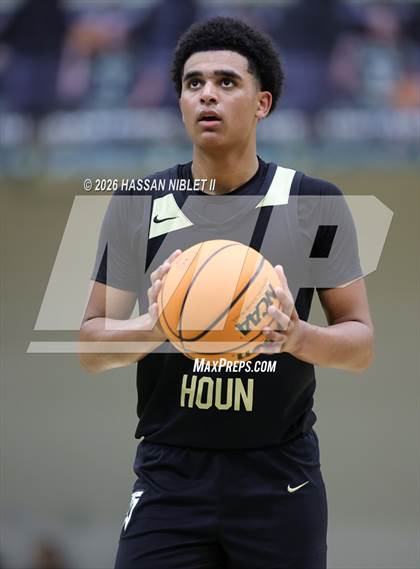 Thumbnail 3 in Calhoun vs. Cartersville photogallery.