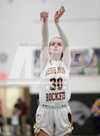 Thumbnail 1 in Fort Frye vs. Berne Union (OHSAA D4 Regional Semifinal) photogallery.