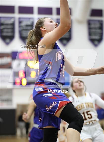 Thumbnail 3 in Fort Frye vs. Berne Union (OHSAA D4 Regional Semifinal) photogallery.