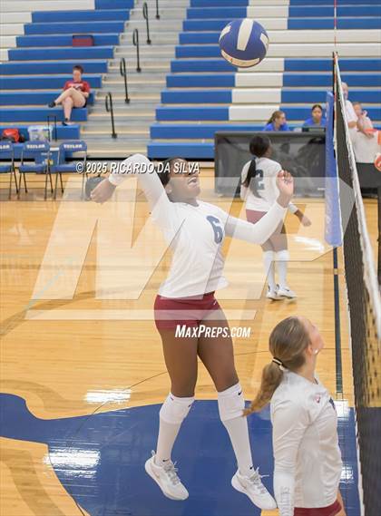 Thumbnail 1 in Tompkins vs. Dawson (KISD/CFISD Tournament) photogallery.