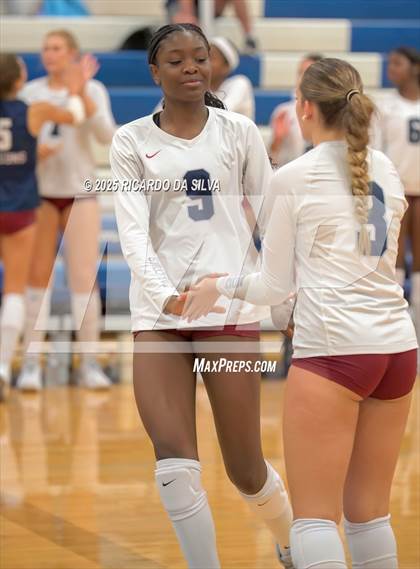 Thumbnail 2 in Tompkins vs. Dawson (KISD/CFISD Tournament) photogallery.