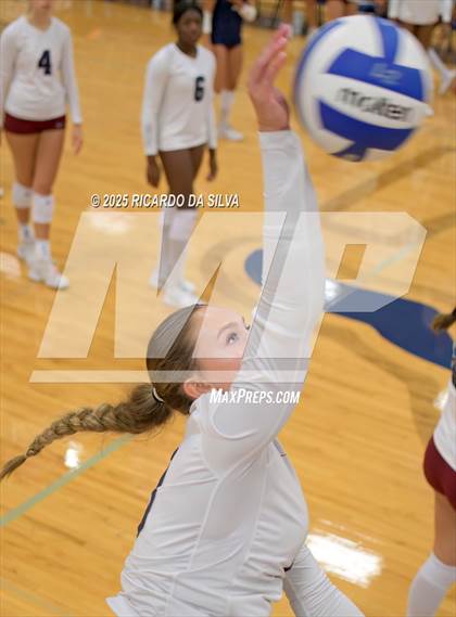 Thumbnail 3 in Tompkins vs. Dawson (KISD/CFISD Tournament) photogallery.