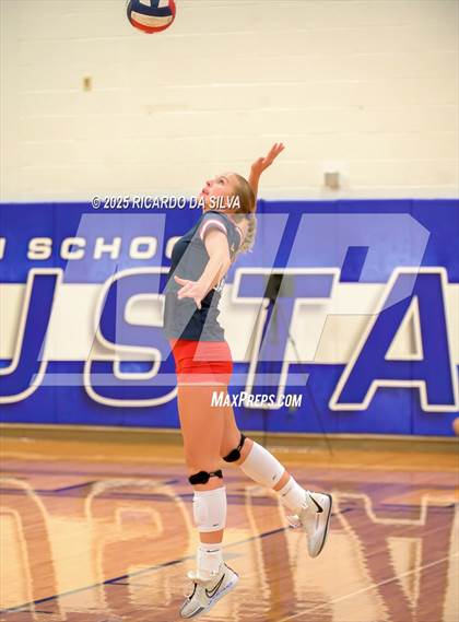 Thumbnail 3 in Tompkins vs. Dawson (KISD/CFISD Tournament) photogallery.
