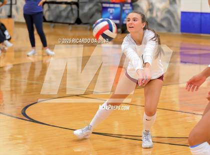 Thumbnail 2 in Tompkins vs. Dawson (KISD/CFISD Tournament) photogallery.
