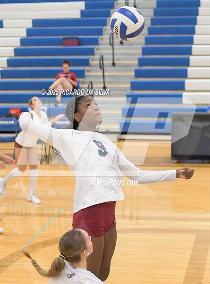 Thumbnail 3 in Tompkins vs. Dawson (KISD/CFISD Tournament) photogallery.