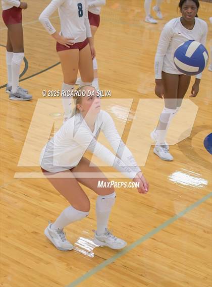 Thumbnail 3 in Tompkins vs. Dawson (KISD/CFISD Tournament) photogallery.