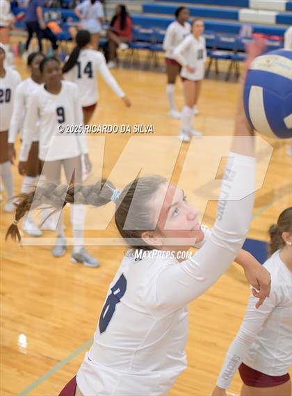 Thumbnail 3 in Tompkins vs. Dawson (KISD/CFISD Tournament) photogallery.
