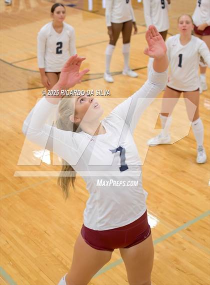 Thumbnail 3 in Tompkins vs. Dawson (KISD/CFISD Tournament) photogallery.