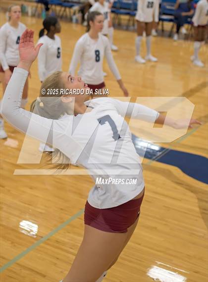 Thumbnail 1 in Tompkins vs. Dawson (KISD/CFISD Tournament) photogallery.
