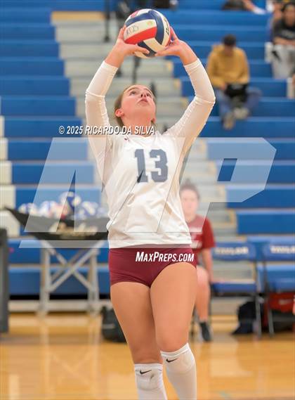 Thumbnail 2 in Tompkins vs. Dawson (KISD/CFISD Tournament) photogallery.