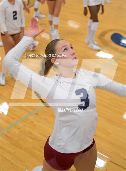 Thumbnail 2 in Tompkins vs. Dawson (KISD/CFISD Tournament) photogallery.
