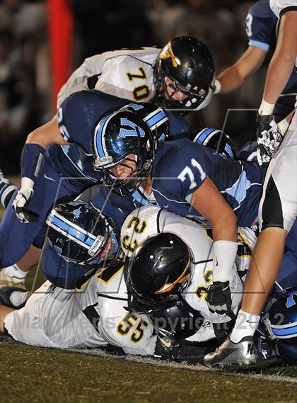 Thumbnail 2 in Arapahoe @ Valor Christian (CHSAA 5A Quarterfinal) photogallery.