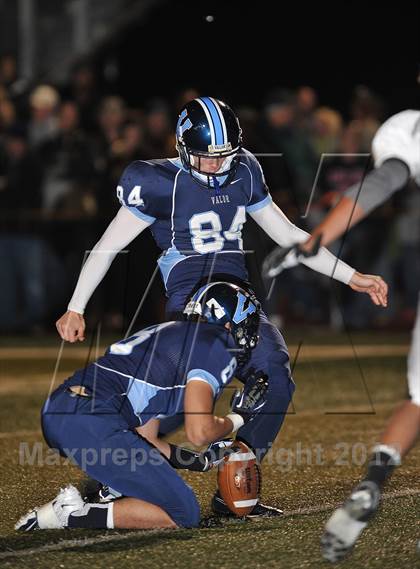 Thumbnail 3 in Arapahoe @ Valor Christian (CHSAA 5A Quarterfinal) photogallery.