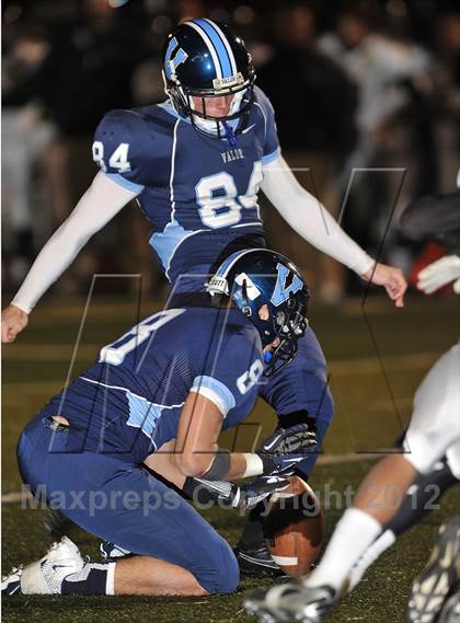 Thumbnail 1 in Arapahoe @ Valor Christian (CHSAA 5A Quarterfinal) photogallery.