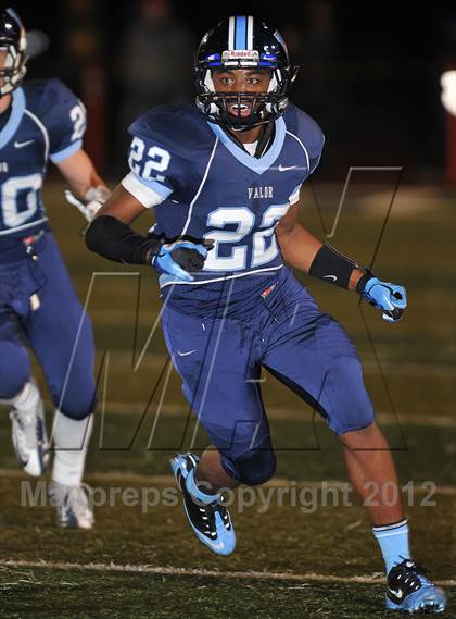 Thumbnail 1 in Arapahoe @ Valor Christian (CHSAA 5A Quarterfinal) photogallery.