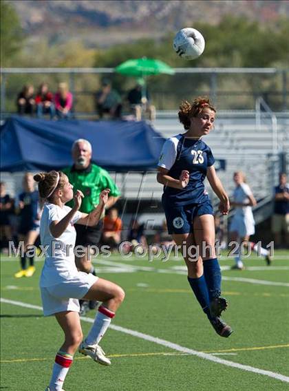 Thumbnail 2 in Bonneville vs East (4A Semifinal) photogallery.