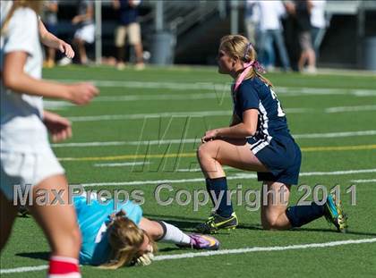Thumbnail 2 in Bonneville vs East (4A Semifinal) photogallery.