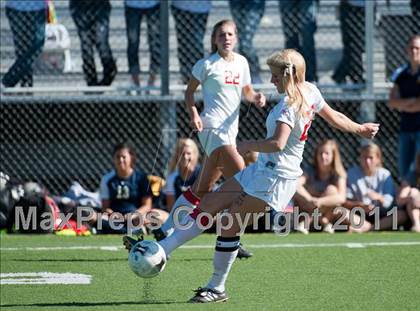 Thumbnail 2 in Bonneville vs East (4A Semifinal) photogallery.