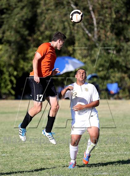 Thumbnail 1 in Roseville @ Del Campo photogallery.