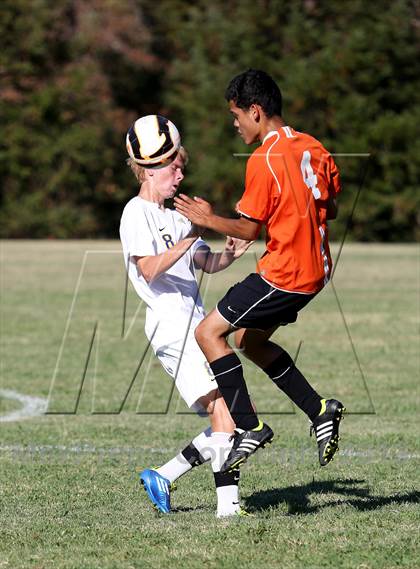 Thumbnail 1 in Roseville @ Del Campo photogallery.
