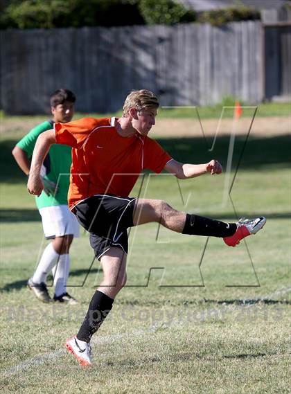 Thumbnail 1 in Roseville @ Del Campo photogallery.