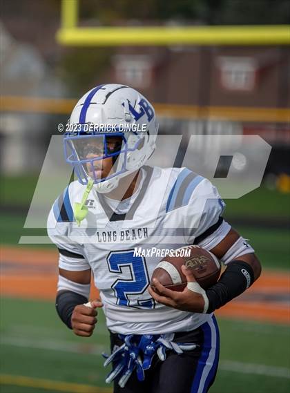 Thumbnail 3 in Long Beach vs Carey (NYSPHSAA Division II Round 1) photogallery.