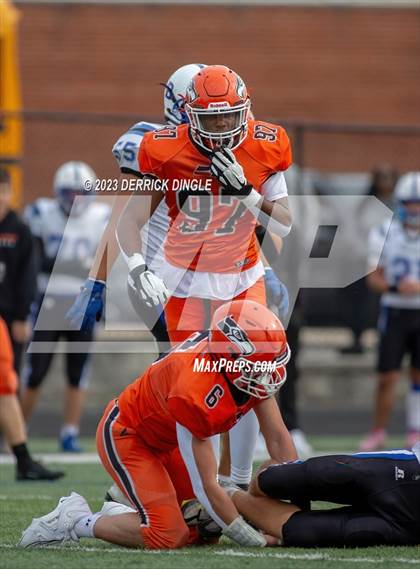 Thumbnail 3 in Long Beach vs Carey (NYSPHSAA Division II Round 1) photogallery.