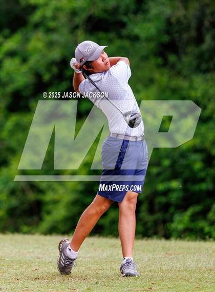 Thumbnail 3 in NCHSAA 2A Finals (Round 2) photogallery.