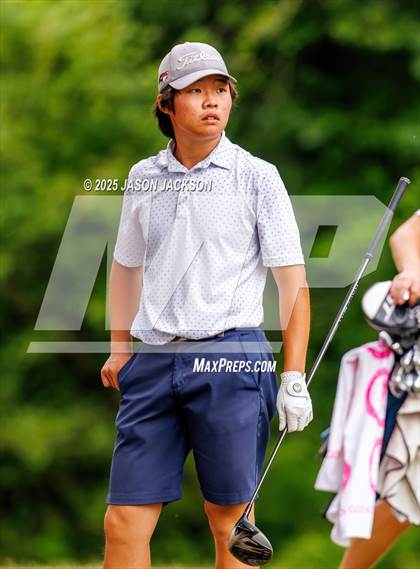Thumbnail 2 in NCHSAA 2A Finals (Round 2) photogallery.