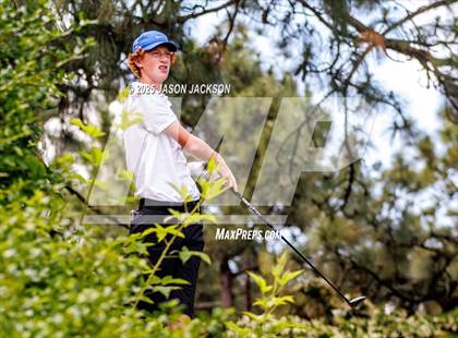 Thumbnail 2 in NCHSAA 2A Finals (Round 2) photogallery.