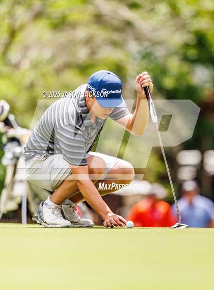 Thumbnail 3 in NCHSAA 2A Finals (Round 2) photogallery.