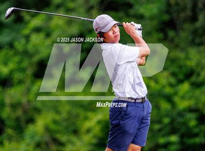 Thumbnail 2 in NCHSAA 2A Finals (Round 2) photogallery.