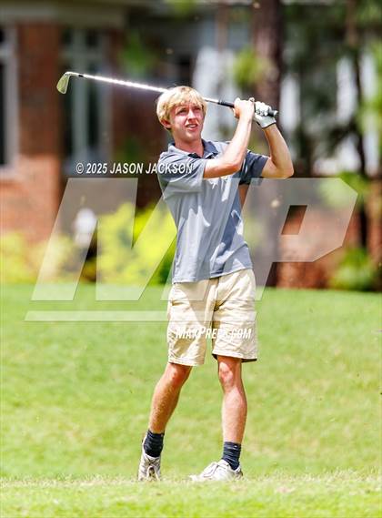 Thumbnail 1 in NCHSAA 2A Finals (Round 2) photogallery.