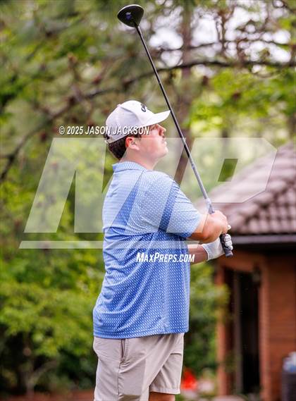 Thumbnail 1 in NCHSAA 2A Finals (Round 2) photogallery.