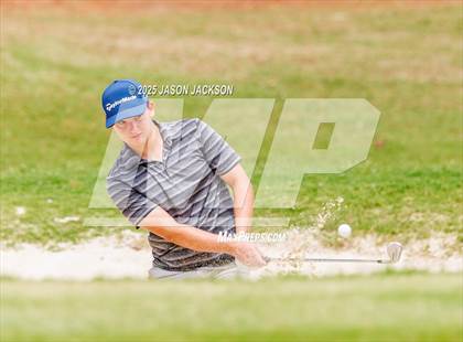 Thumbnail 3 in NCHSAA 2A Finals (Round 2) photogallery.
