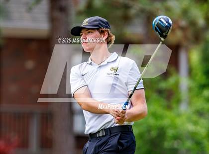 Thumbnail 1 in NCHSAA 2A Finals (Round 2) photogallery.