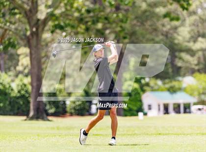 Thumbnail 1 in NCHSAA 2A Finals (Round 2) photogallery.