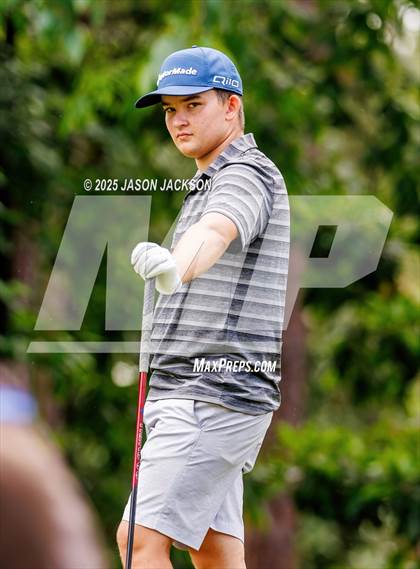 Thumbnail 2 in NCHSAA 2A Finals (Round 2) photogallery.