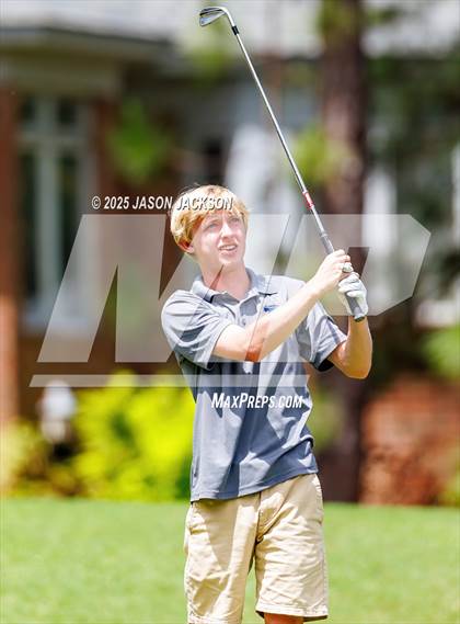 Thumbnail 3 in NCHSAA 2A Finals (Round 2) photogallery.