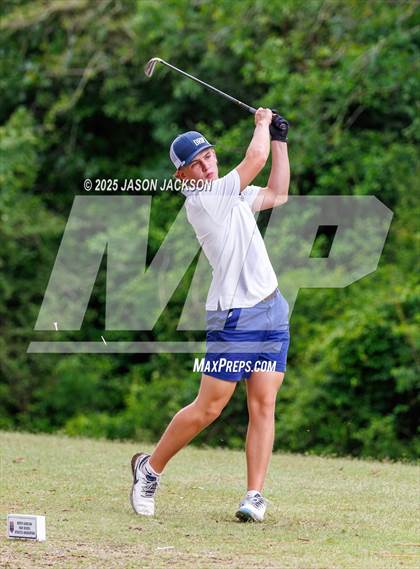 Thumbnail 2 in NCHSAA 2A Finals (Round 2) photogallery.
