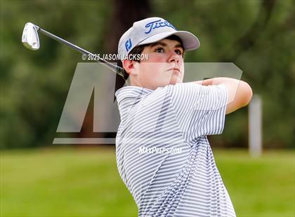 Thumbnail 2 in NCHSAA 2A Finals (Round 2) photogallery.