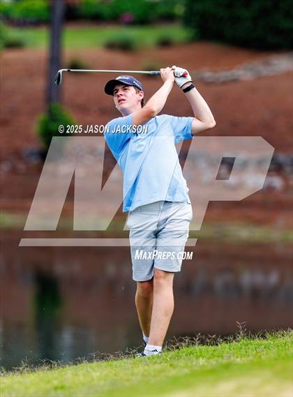 Thumbnail 1 in NCHSAA 2A Finals (Round 2) photogallery.
