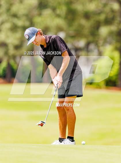 Thumbnail 2 in NCHSAA 2A Finals (Round 2) photogallery.