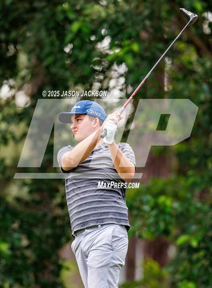 Thumbnail 2 in NCHSAA 2A Finals (Round 2) photogallery.
